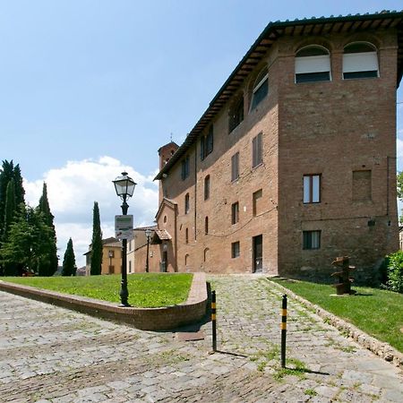 Minimal Julian Hotel Siena Kültér fotó